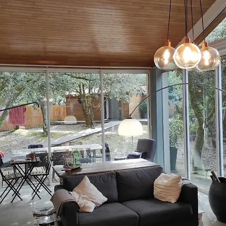 Maison Darchitecte A 40m Du Lac, Longarisse Nyaraló *